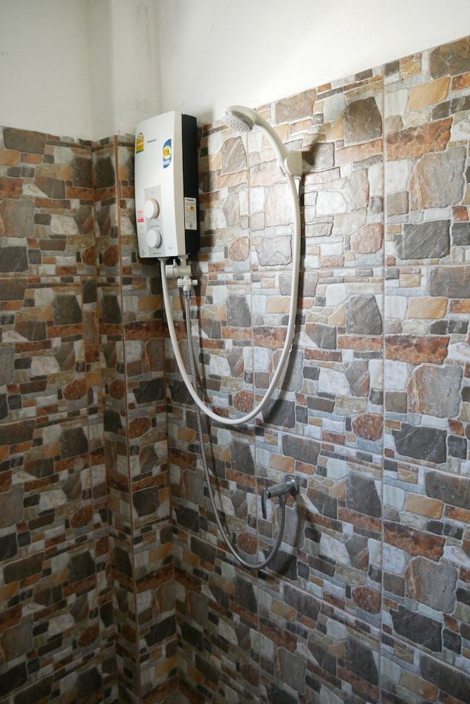 Aiyara Garden Resort Waterfall Bungalow 3