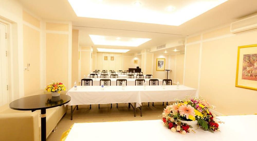 undefined The Residence Airport & Spa 10