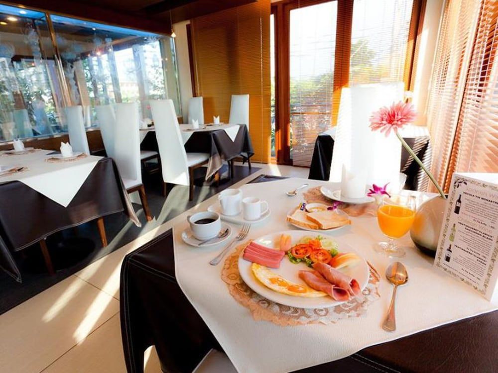 undefined The Residence Airport & Spa 7