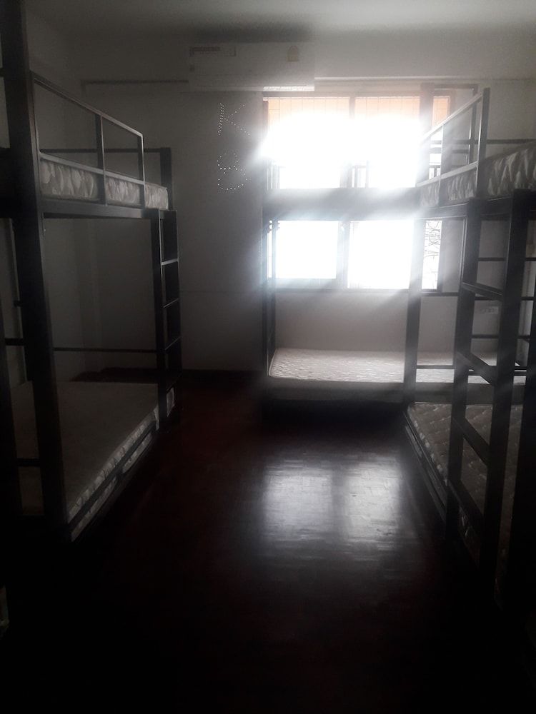 K8 Hostel