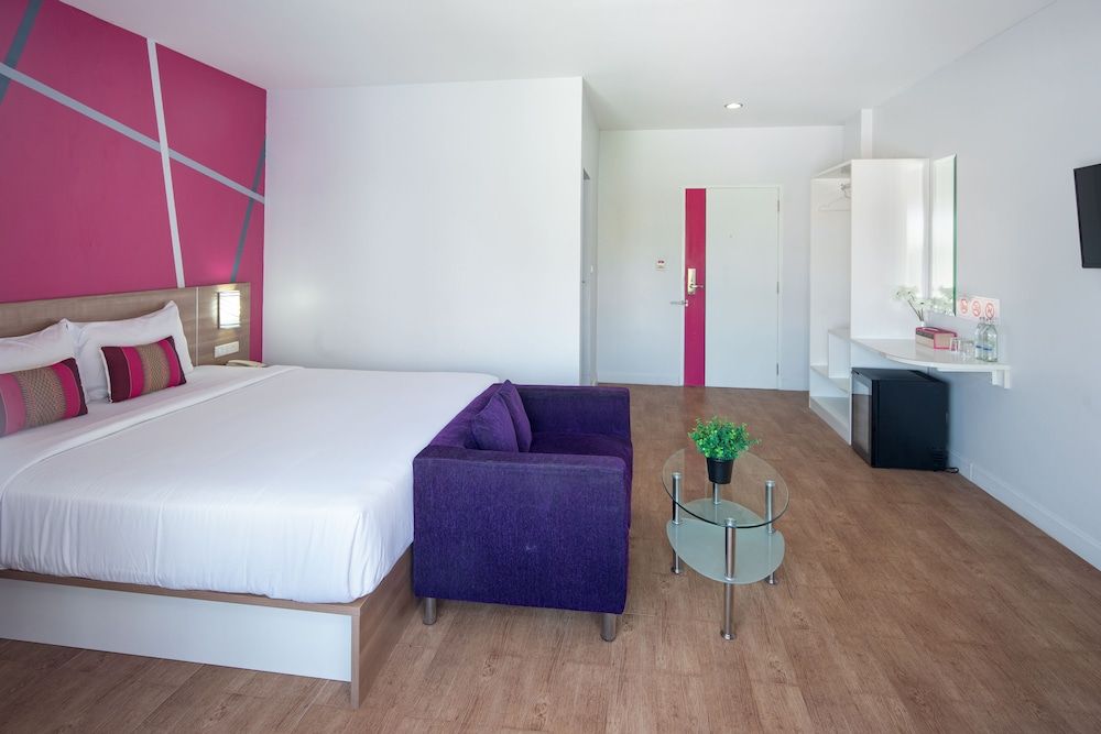 Eco Inn Lite Ubon Ratchathani Superior, 1 King Bed, Non Smoking, City View 2