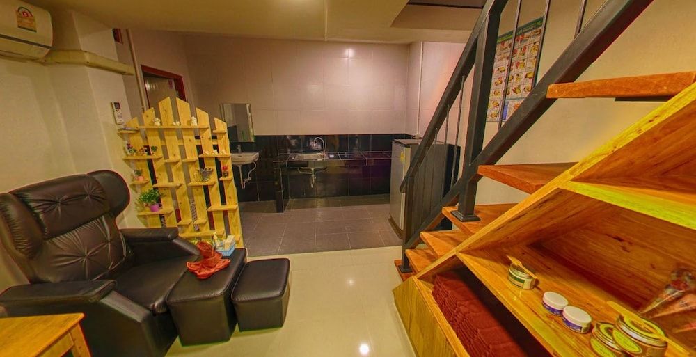 undefined Express Hostel 9