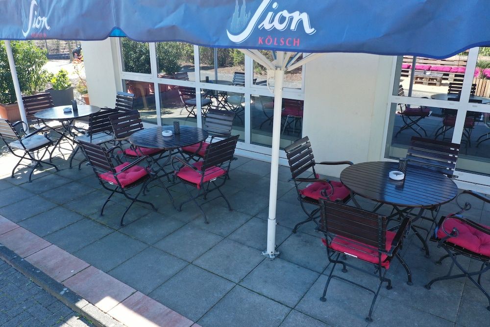 Sundeck