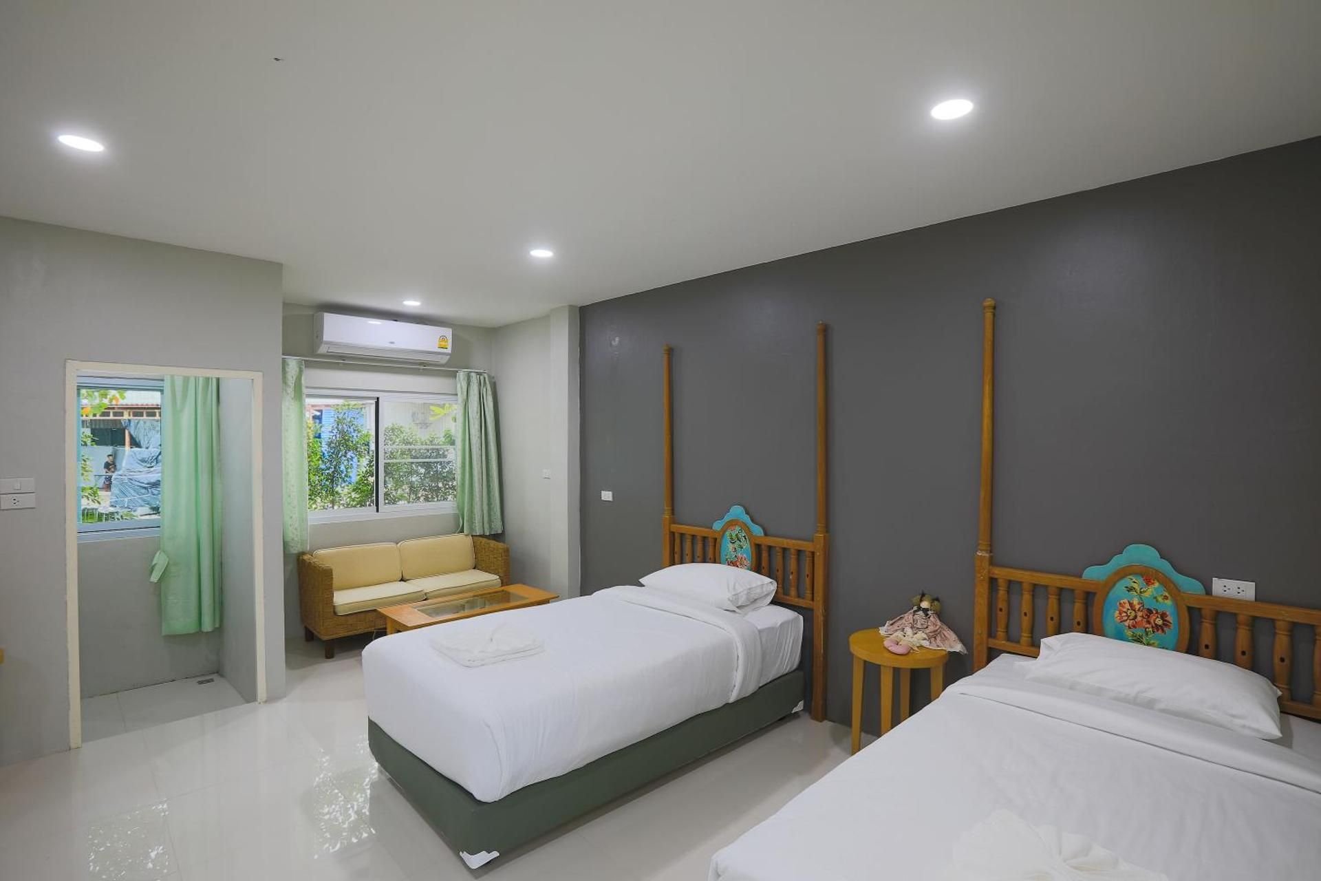 Phuket Nonnita Boutique Resort Deluxe Triple Room 6