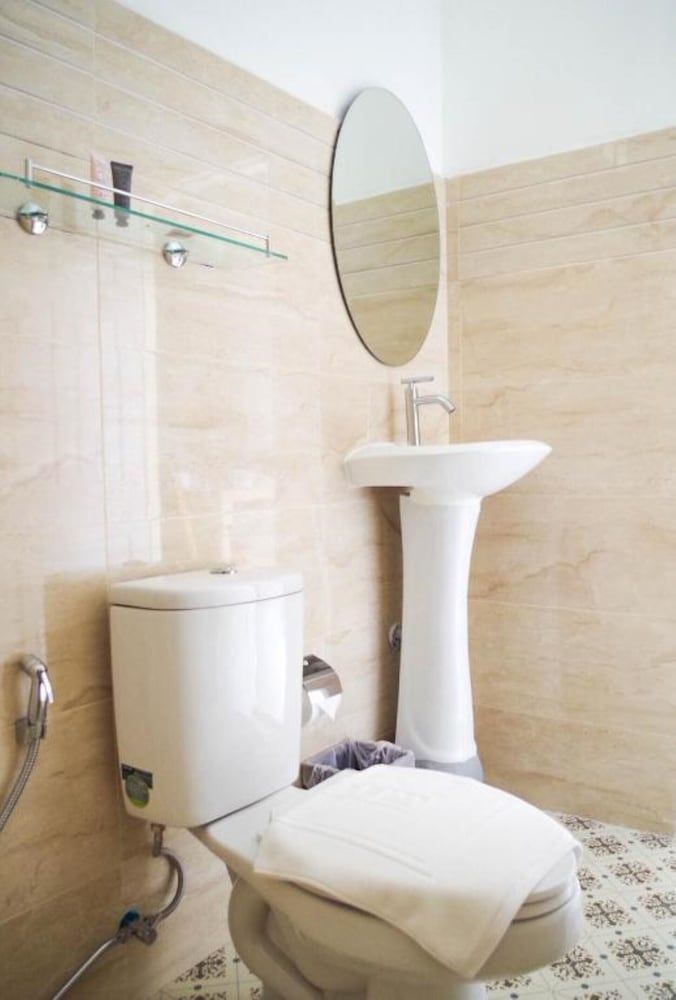 Phuket Nonnita Boutique Resort Deluxe Quadruple Room 9