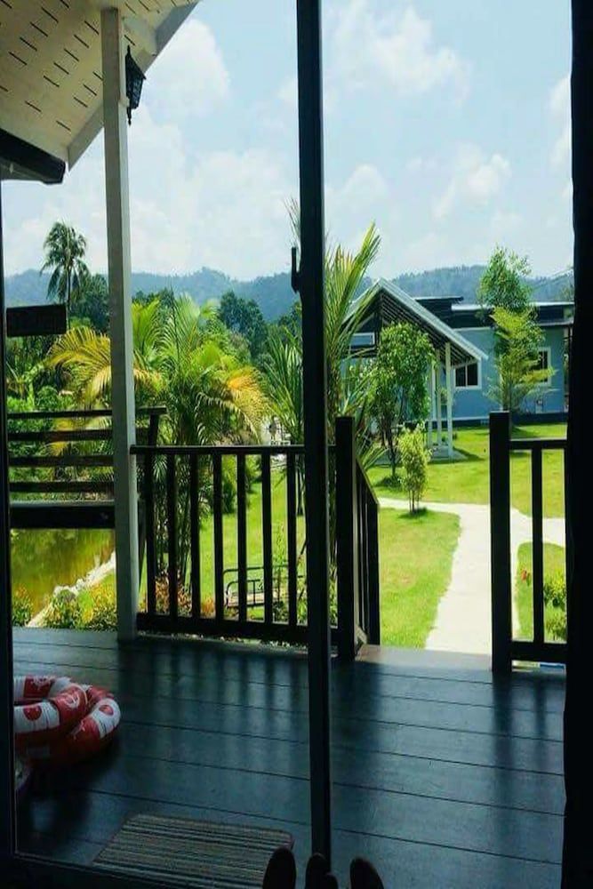 Sangvimarn Resort Deluxe Family Room 2