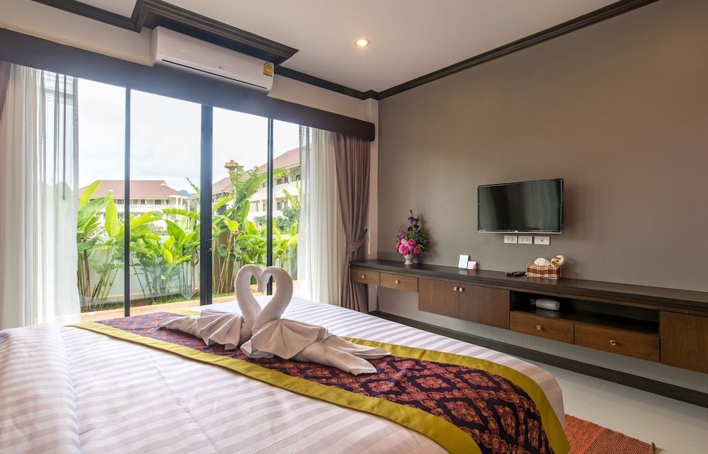 undefined Baan Ari 9