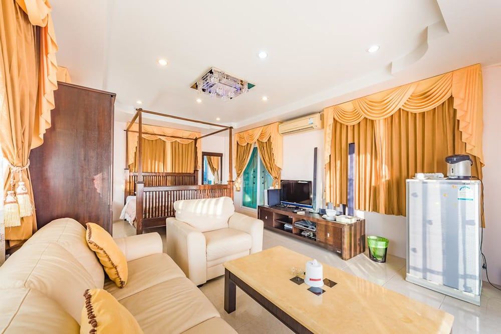 undefined Pure & Pam Village 4