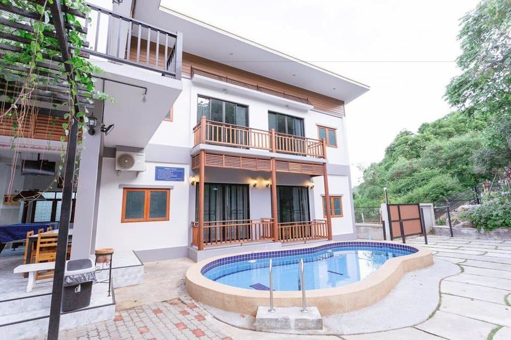 Baan Fueng Fah 102 Pool Villa 4-Bedroom Pool Villa 8