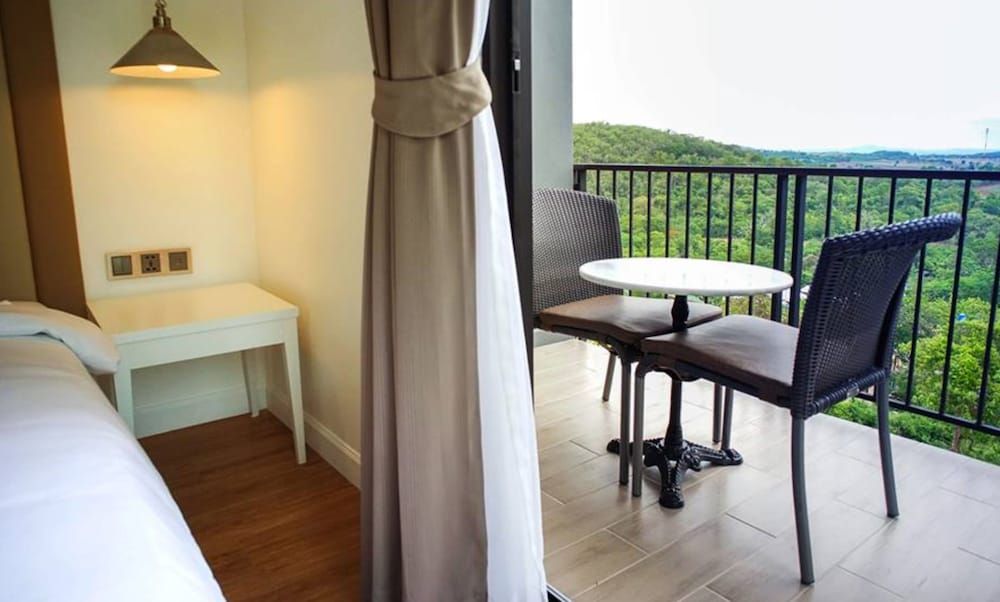 Monte Vista Chalet Luxury House, 6 Bedrooms, Mountain View, Poolside 14