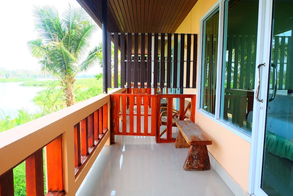 Techno Riverview Resort River Front Room with Balcony 2