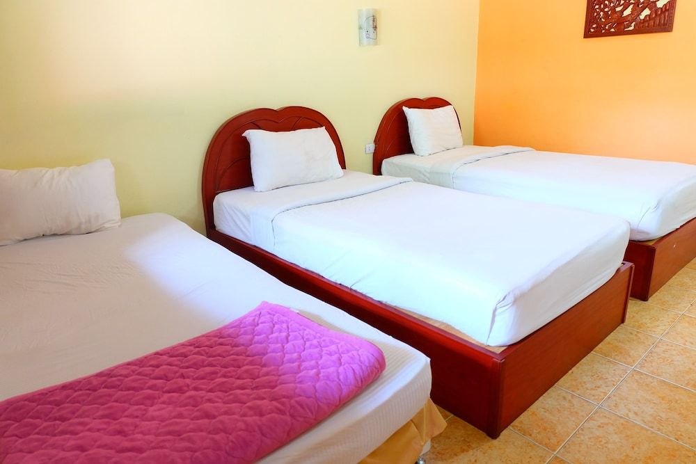 Techno Riverview Resort Triple Room 2