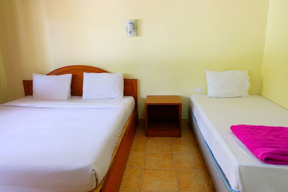 Techno Riverview Resort Triple Room 3