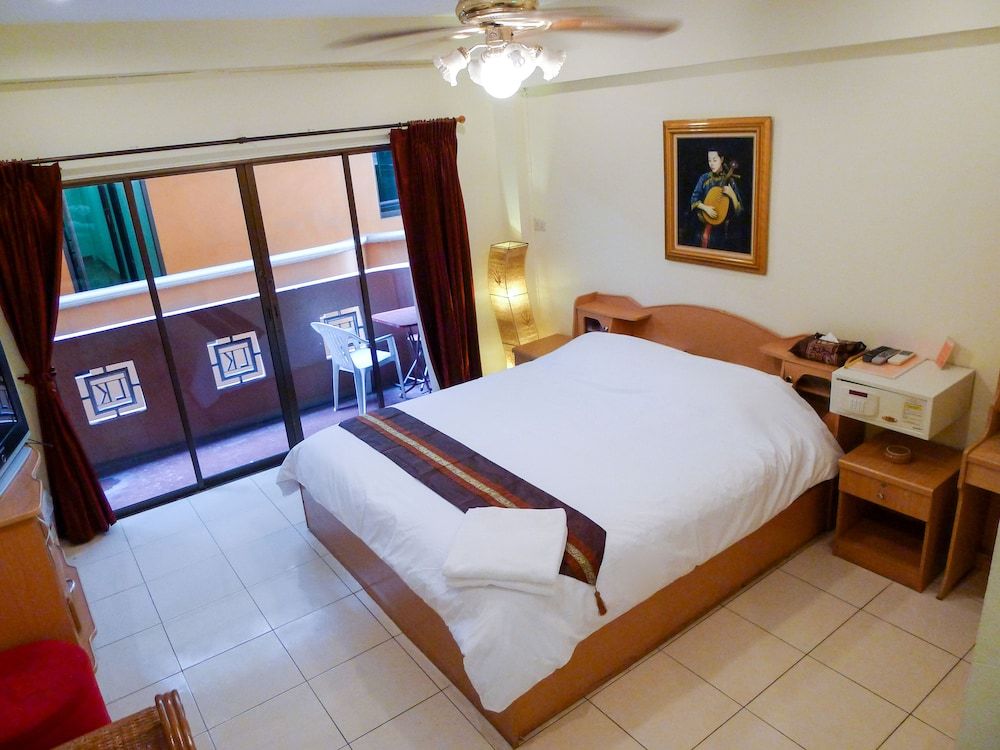 undefined Metro Apartments 3