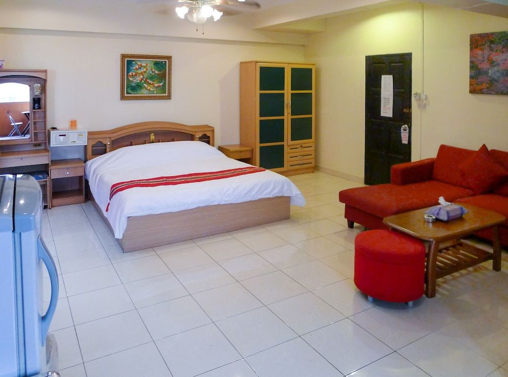 undefined Metro Apartments 7