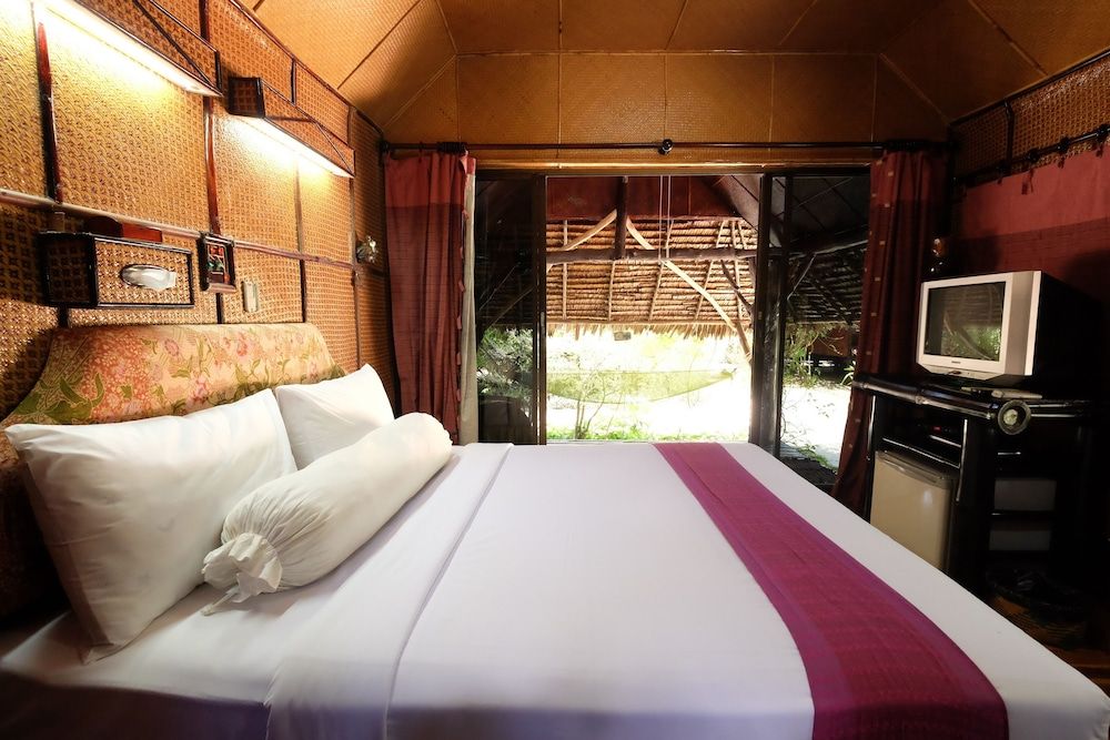 Fisherman's Huts Bungalow 4