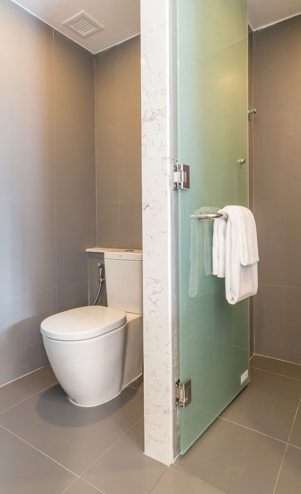 Sea Seeker Krabi Resort Deluxe Room with Mountain View 7