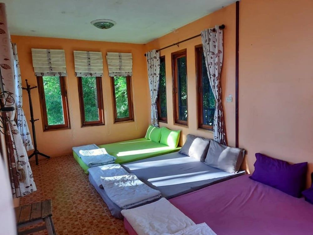 Heuan Na Khee Basic House, Multiple Beds, Garden View 2