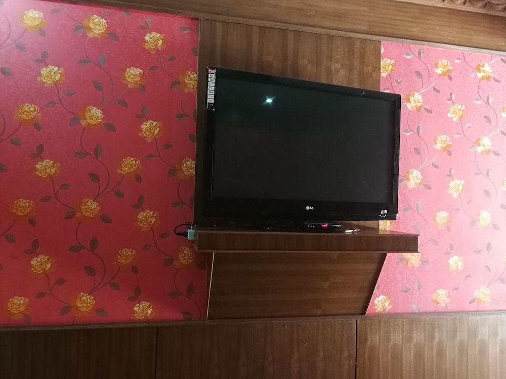 Reurn Thai Resort Ratchaburi Superior Double Room with Jetted Tub 4