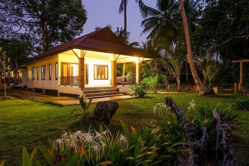 undefined Thalane Beach Resort and Villas 7