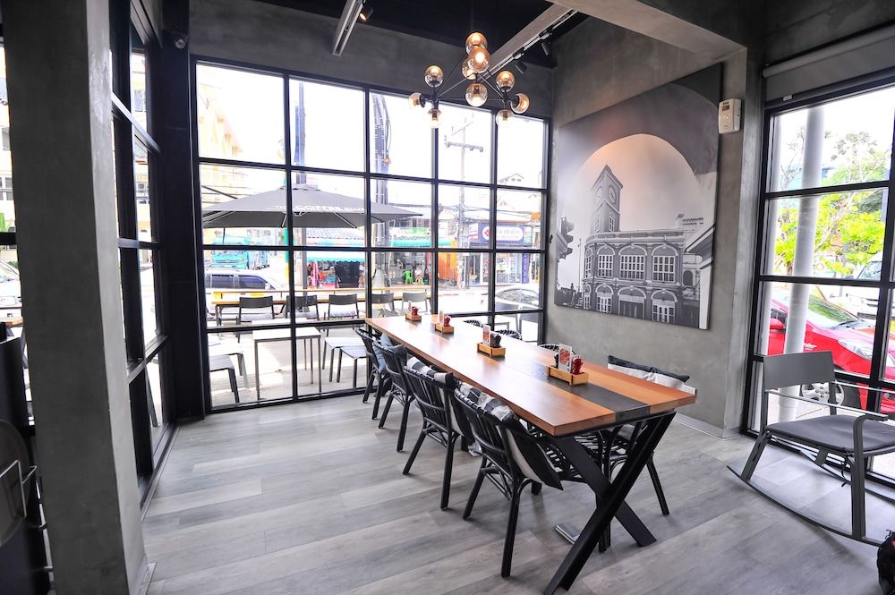 undefined Glur Phuket Patong Beach 9