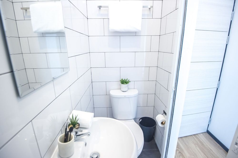 Glur Phuket Patong Beach Economy Double Room 9