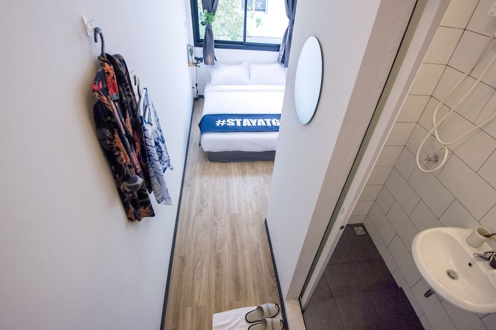 Glur Phuket Patong Beach Economy Double Room 6