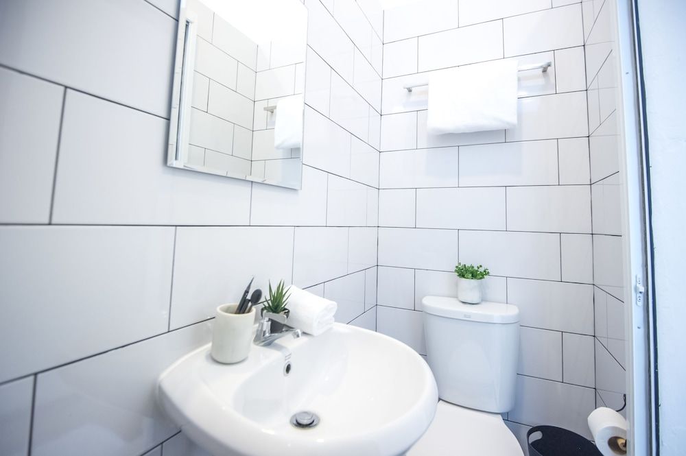 Glur Phuket Patong Beach Economy Double Room 7