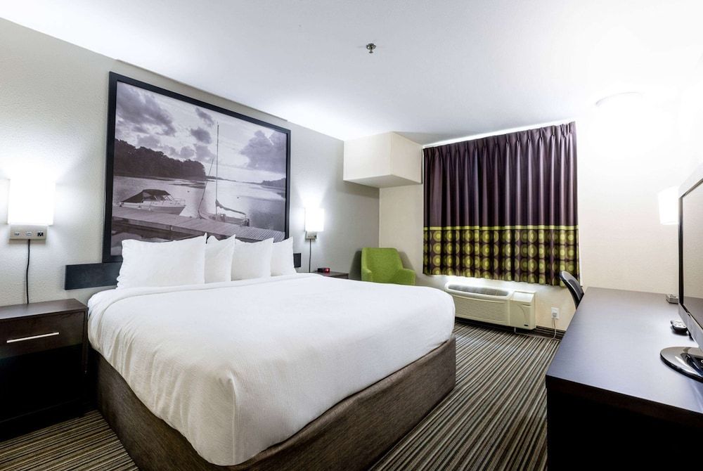 Standard Room, 1 King Bed, Non Smoking