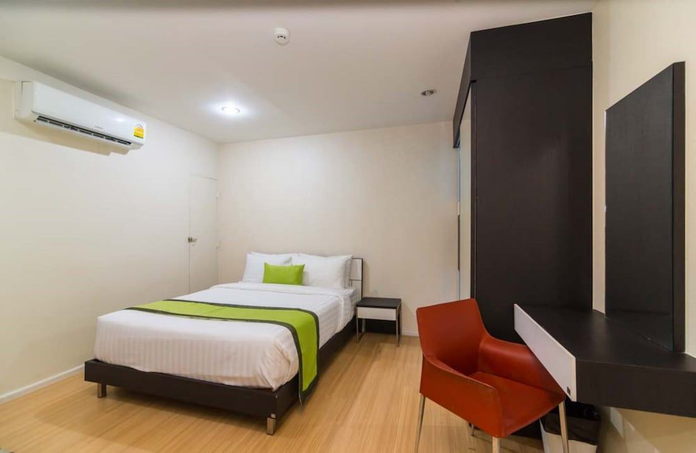 Studio, 1 Queen Bed