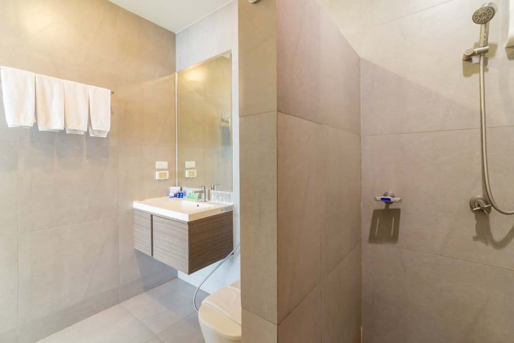 iCheck inn Residence Sukhumvit 1 Deluxe Studio, 1 Bedroom, Kitchen, City View 8