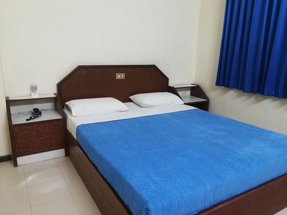 Ho Fah Hotel Standard Room with Air Condition (Big Single Bed)