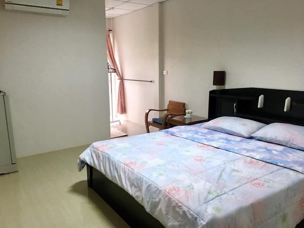 Ban Rai Nai Suan Superior Room 5