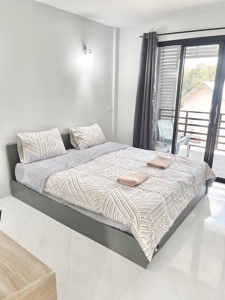 Ban Rai Nai Suan Superior Room 7