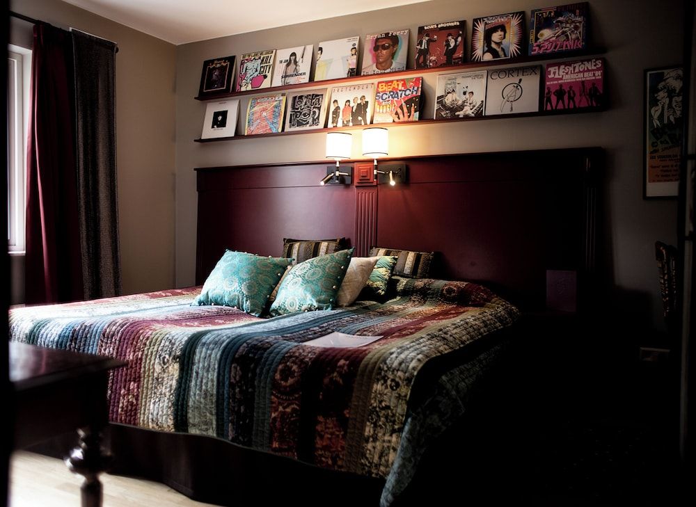 Standard Suite
