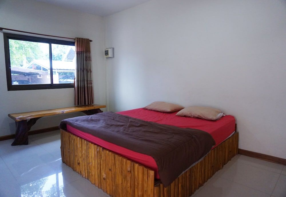 Baan Kieng Dao Resort Standard Double Room 3