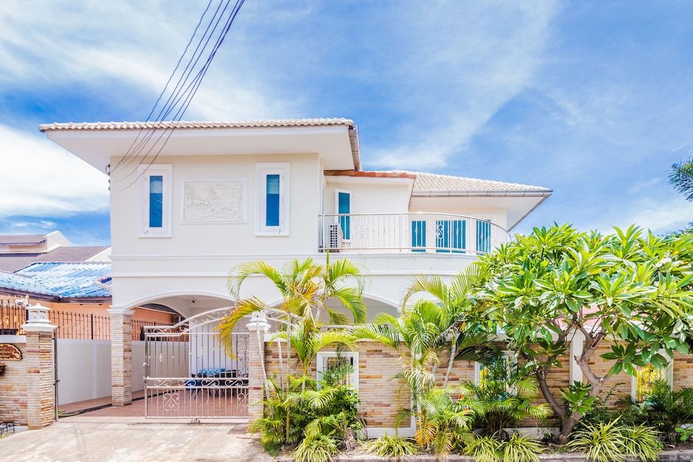 undefined Tewaree Villa - Pattaya Holiday House Walking Street 2