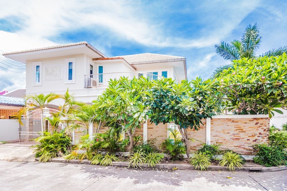 undefined Tewaree Villa - Pattaya Holiday House Walking Street 3