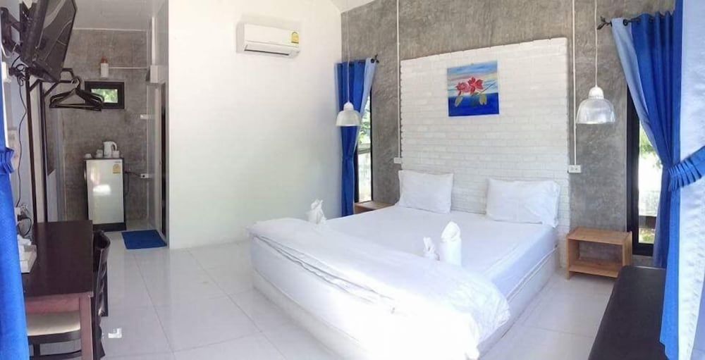 Double Room, 1 King Bed, Non Smoking