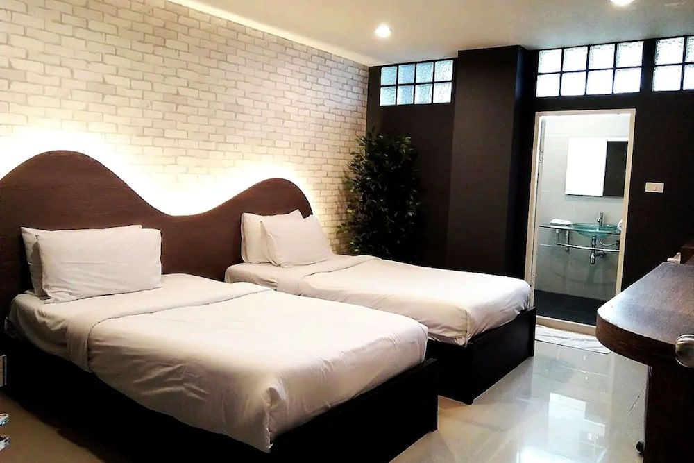 undefined Ton Aor Place Hotel Ratchada 3