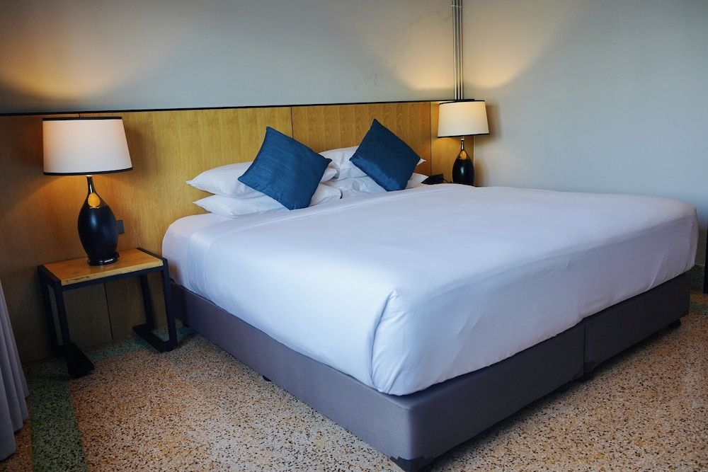 W22 by Burasari Standard Double Room