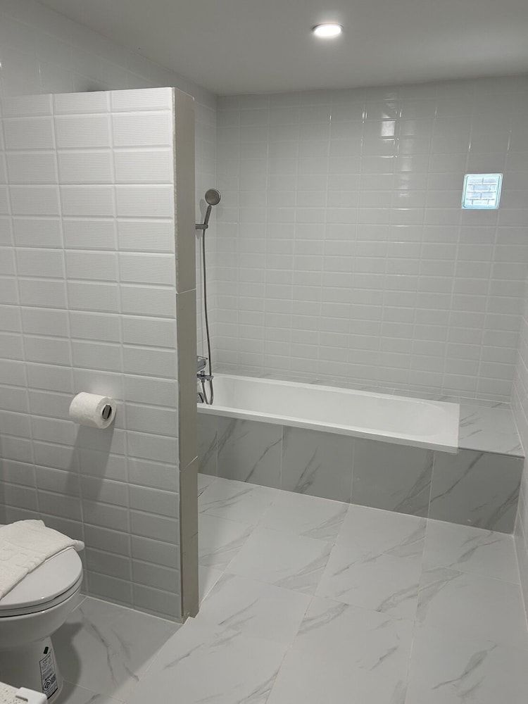 Ranong River View Family Room 3