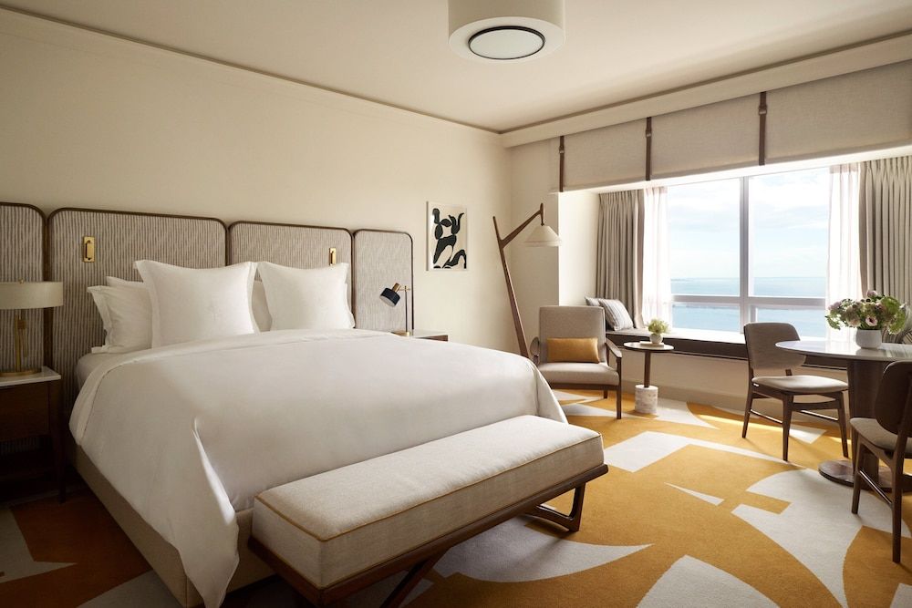 Four Seasons Hotel Miami Room (Bayfront Accesible King Bed) 2