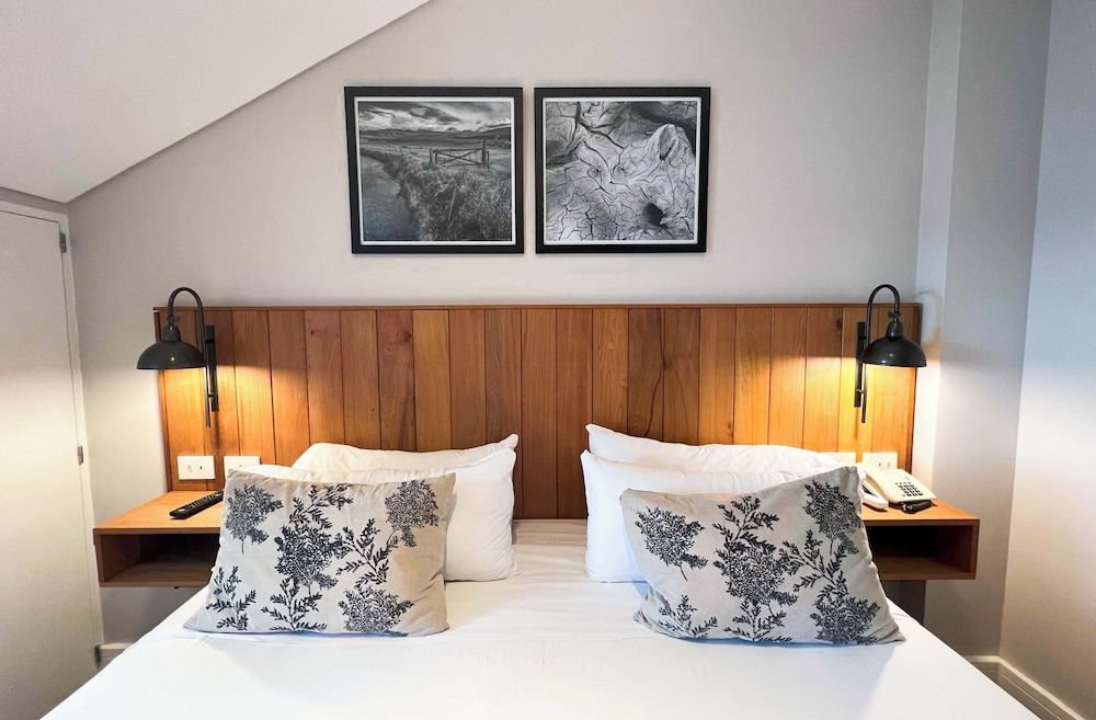 Standard Room (Small)