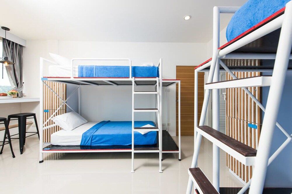 Slowlife Beach - Hostel 4-Bed Mixed Dormitory 7