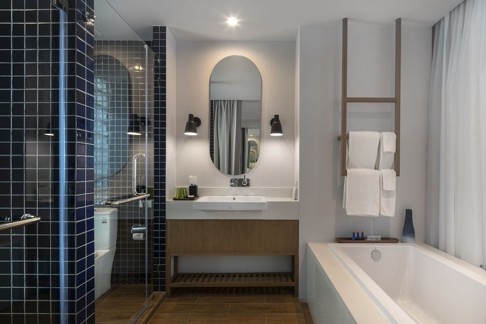 Navana Nature Escape Deluxe Room - with Bodhi Tree view, Balcony and Open-plan Bathtub 3