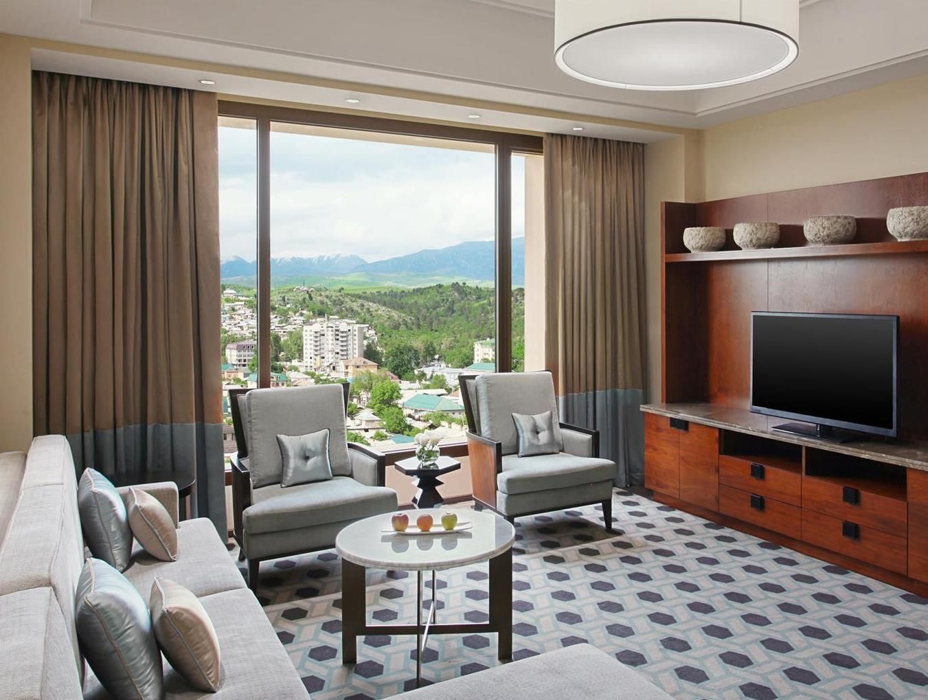 King One Bedroom Apartment