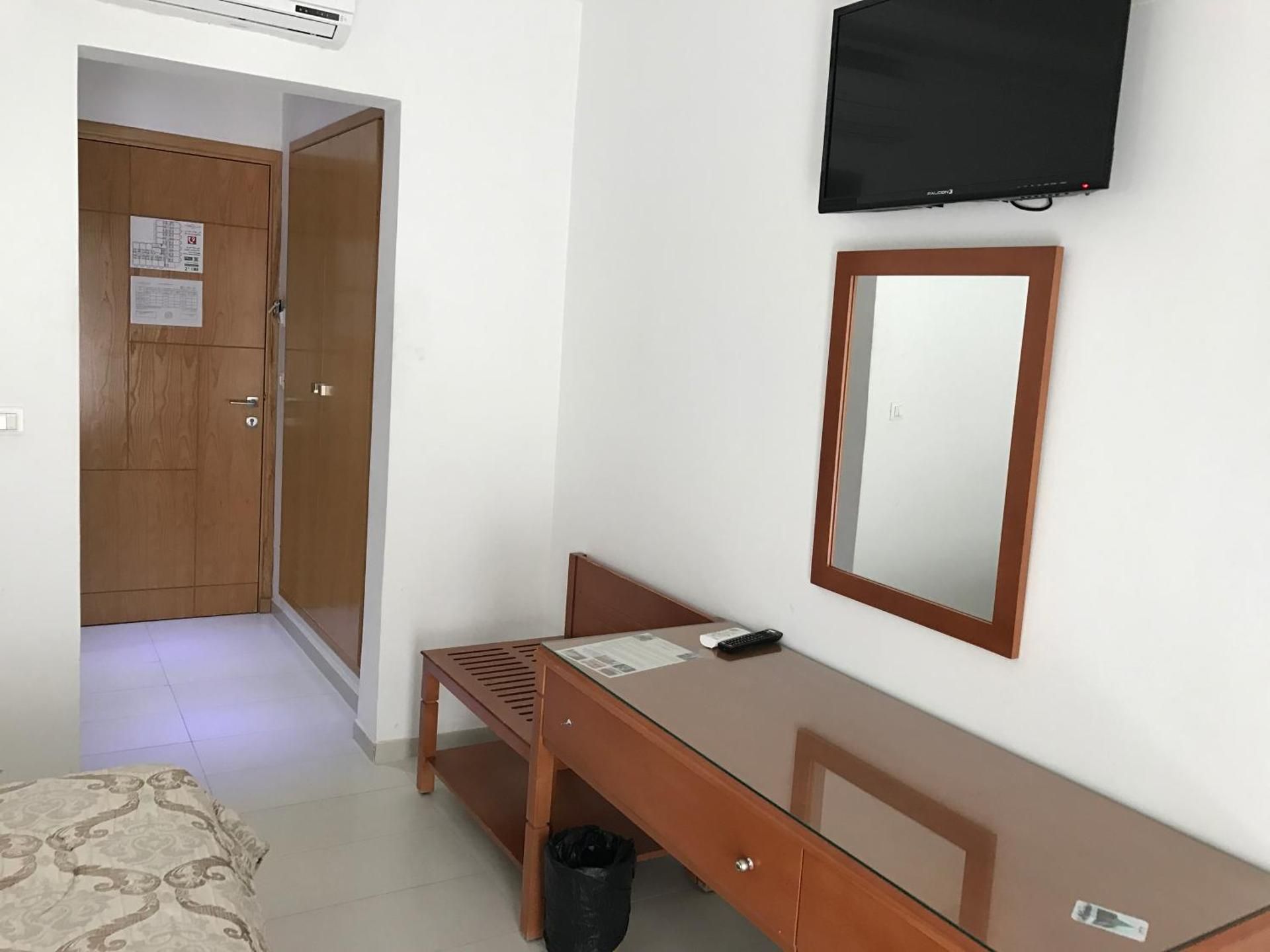 Hotel Al Karmel Double or Twin Room with Private Bathroom 3