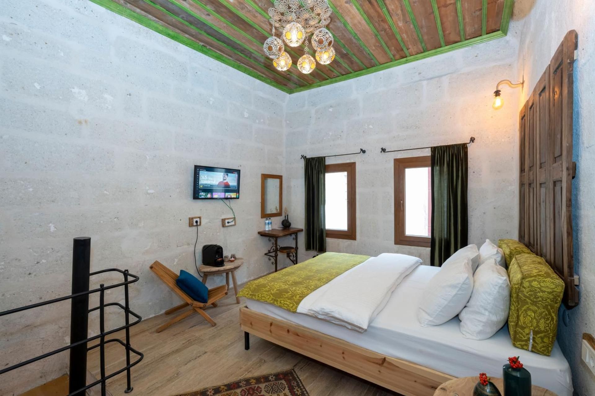 Terracota Hotel Deluxe Junior Suite