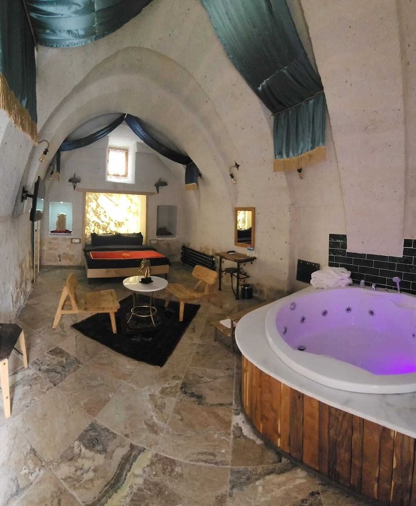 Terracota Hotel Deluxe Room 25